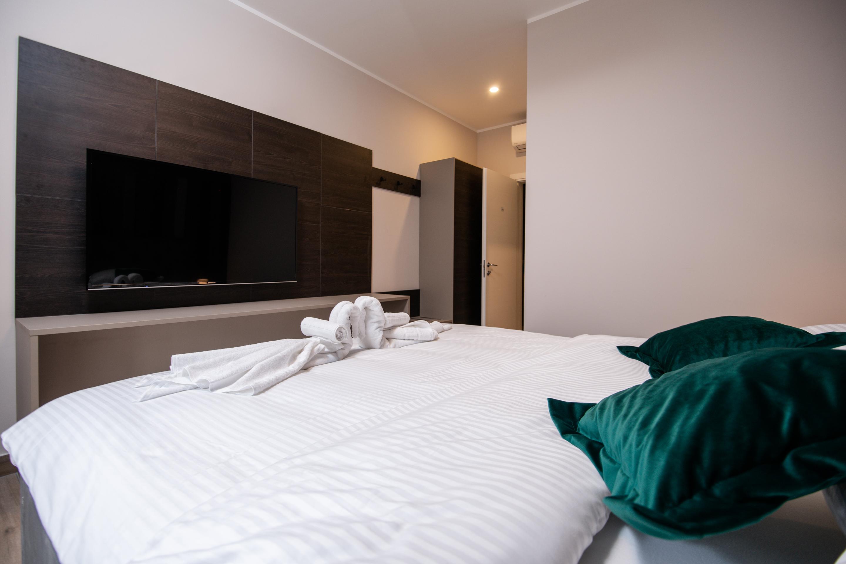 REVIS_APARTMENTS-0102