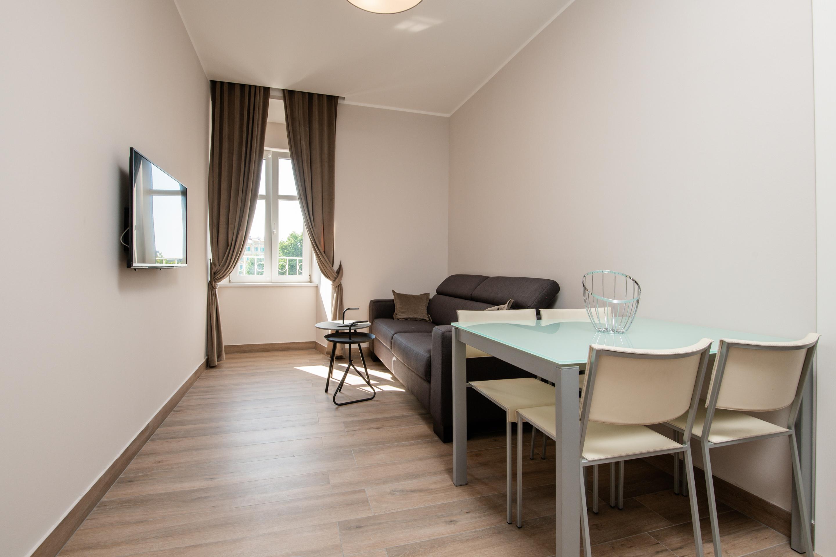 Lorem ipsum, dolor sit amet consectetur adipisicing elit. Enim ipsam expedita voluptas quaerat natus labore, sapiente deserunt et accusamus amet asperiores nesciunt non exercitationem. Culpa nam facilis consequuntur laborum eum.